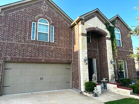 2665 Shadow Glen Dr in Little Elm, TX - Building Photo