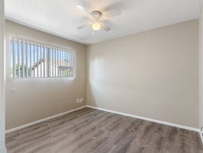 1050 Gaviota Ave in Long Beach, CA - Building Photo - Building Photo