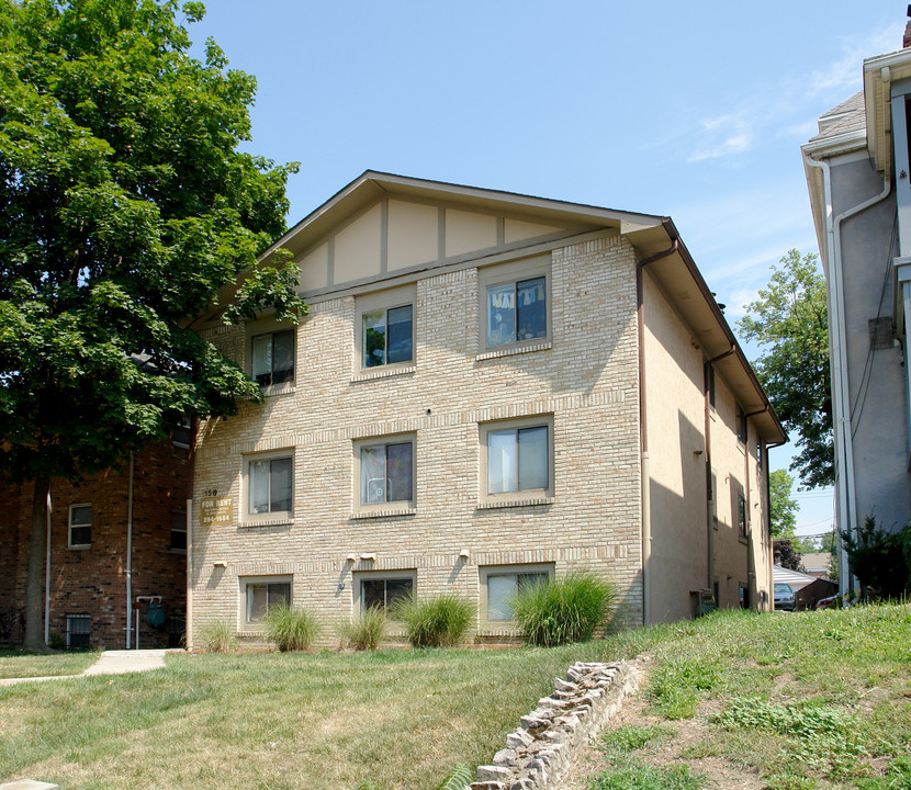 156 E 13th Ave in Columbus, OH - Building Photo