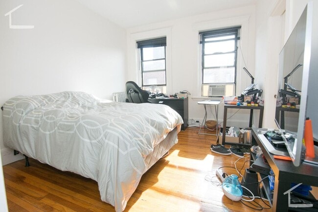 property at 1254 Commonwealth Ave