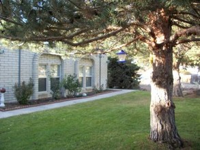 Casa Blanca Apartments in Boise, ID - Foto de edificio - Building Photo