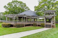 Building Photo - Doral Apartments in Charlotte, North Carolina
