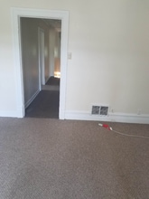 115 N 5th St, Unit Upper in St. Charles, IL - Building Photo - Building Photo