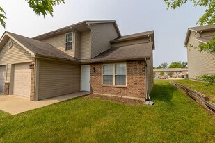 5211 Currituck Ln in Columbia, MO - Building Photo