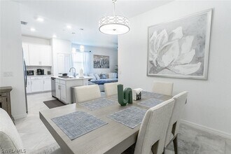 5749 Double Eagle Cir, Unit 4531 in Ave Maria, FL - Foto de edificio - Building Photo