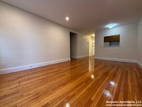 93 Lancaster Ter, Unit 103 in Brookline, MA - Building Photo - Building Photo