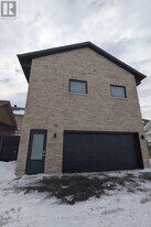 15 Bellcroft Ln in Markham, ON - Building Photo