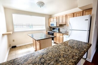 Wyndmoor Arms in Wyndmoor, PA - Building Photo - Interior Photo