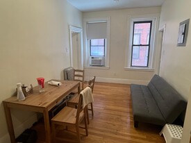 325 Huntington Ave, Unit 2B