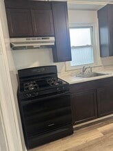 93 Webster St in Fall River, MA - Building Photo - Building Photo