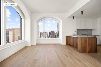 520 5th Ave in New York, NY - Foto de edificio - Building Photo