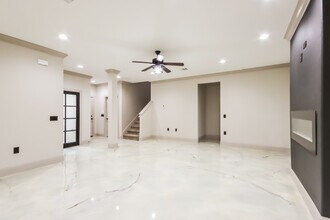 1823 Black Bear Dr in Crosby, TX - Building Photo - Building Photo