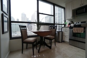 405 N WABASH, Unit 1103 in Chicago, IL - Building Photo - Building Photo
