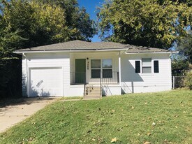 3209 NE 14th St in Oklahoma City, OK - Building Photo