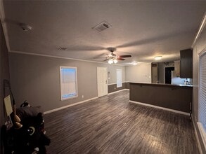 1938 Garden Rd in Pearland, TX - Building Photo - Building Photo