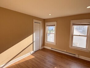 60 Roosevelt Ave in Torrington, CT - Building Photo - Building Photo