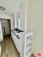 407 W Manchester Blvd in Inglewood, CA - Building Photo - Building Photo