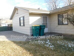 232 Crawford Ln in Palisade, CO - Building Photo - Building Photo