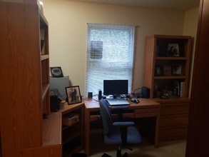 6716 Rockledge Pl in Centreville, VA - Building Photo - Building Photo