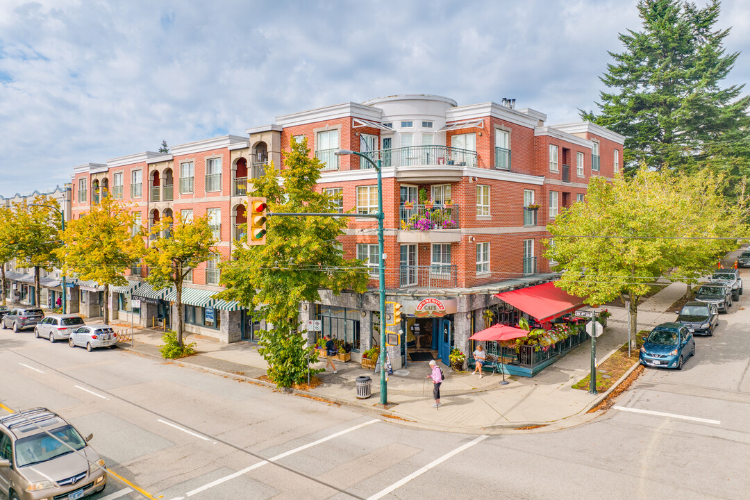 Sonesta in Vancouver, BC - Building Photo