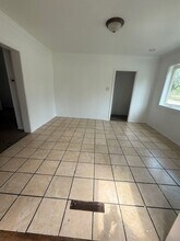908 E Kansas St in Peoria, IL - Building Photo - Building Photo