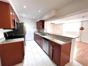 5310 S Quincy St in Tampa, FL - Building Photo - Building Photo