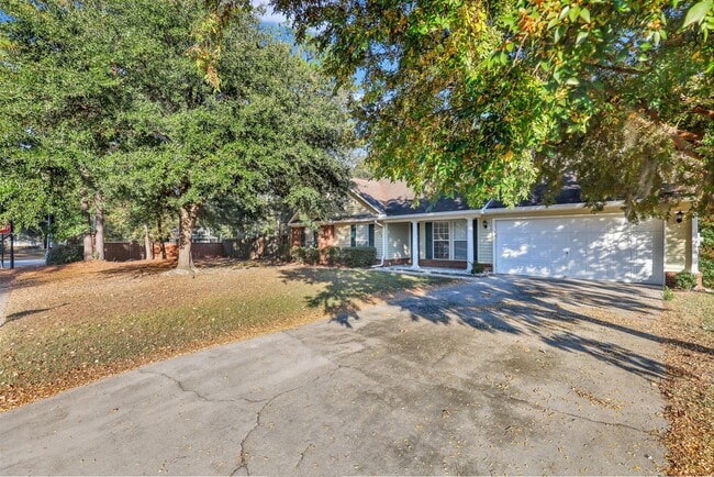102 Silverton Rd in Pooler, GA - Building Photo - Building Photo