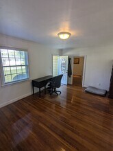 14 Fontaine Rd in Newport News, VA - Foto de edificio - Building Photo