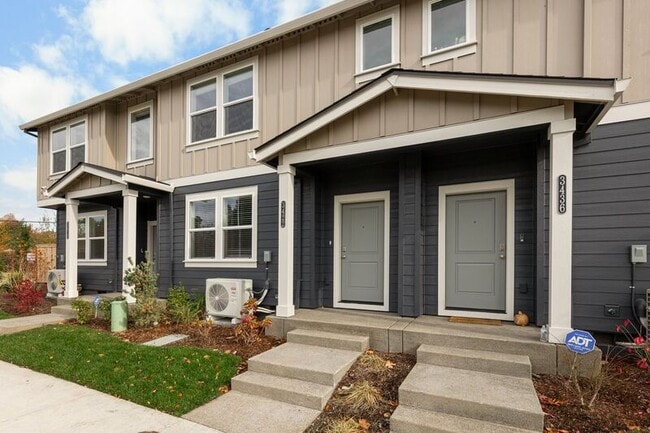 property at 3422 SW Hartley Ave