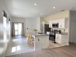 2021 Hemingway Cir in Groveland, FL - Building Photo - Building Photo