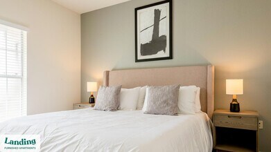 10101 W Parmer Ln in Austin, TX - Foto de edificio - Building Photo