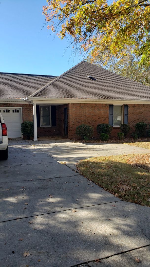 property at 2155 Heather Pl