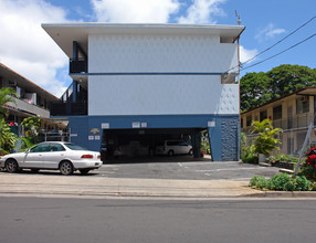 94-119 Pupupuhi St in Waipahu, HI - Foto de edificio - Building Photo