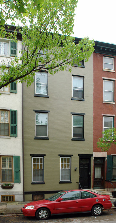 2020 Race St in Philadelphia, PA - Building Photo