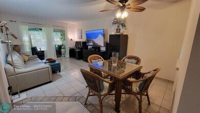 3001 NW 46th Ave in Lauderdale Lakes, FL - Building Photo - Building Photo