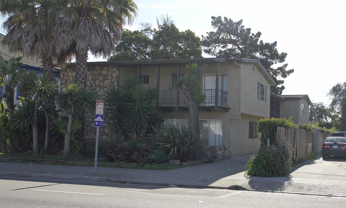 1246 Ashby Ave in Berkeley, CA - Building Photo