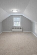 30 Trout Brook Rd in Woodbury, NY - Building Photo - Building Photo