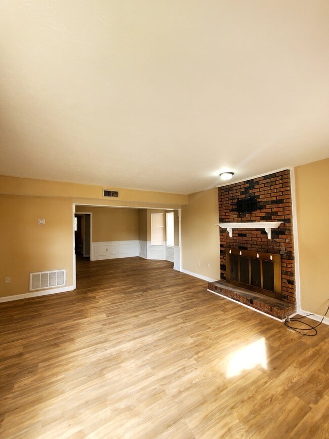 1702 Jamestown Way, Unit 1702 in Jackson, MS - Building Photo - Building Photo