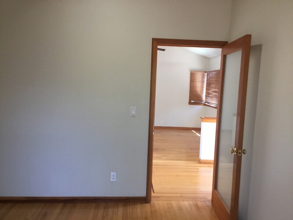 710 S Fremont St in San Mateo, CA - Building Photo