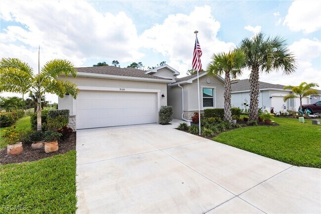 9128 Leatherwood Loop in Lehigh Acres, FL - Building Photo - Building Photo