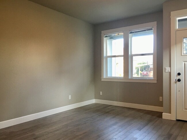 8213 SE 9th Ave in Portland, OR - Building Photo - Building Photo