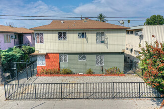 7117 Fulton Ave in North Hollywood, CA - Building Photo - Primary Photo