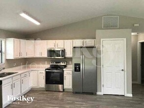 753 Puccini Ave S in Lehigh Acres, FL - Building Photo - Building Photo