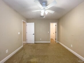 491 Portside Dr in Pensacola, FL - Building Photo - Building Photo