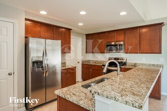 3507 NW 19th Terrace in Cape Coral, FL - Foto de edificio - Building Photo