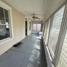 400 E Park Pl in Jeffersonville, IN - Building Photo - Building Photo