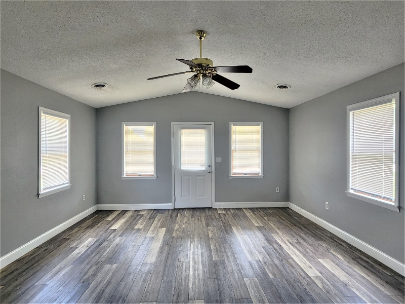 312 E Adams St in O'Fallon, IL - Building Photo