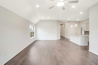 335 Spinnaker Loop in Niederwald, TX - Building Photo - Building Photo