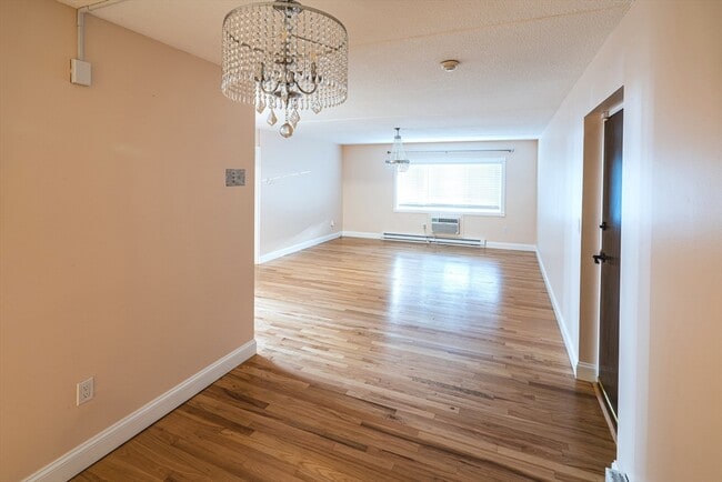 28 Faxon St in Stoughton, MA - Building Photo - Building Photo