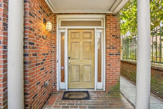 689 Bonaventure Ave NE in Atlanta, GA - Building Photo - Building Photo